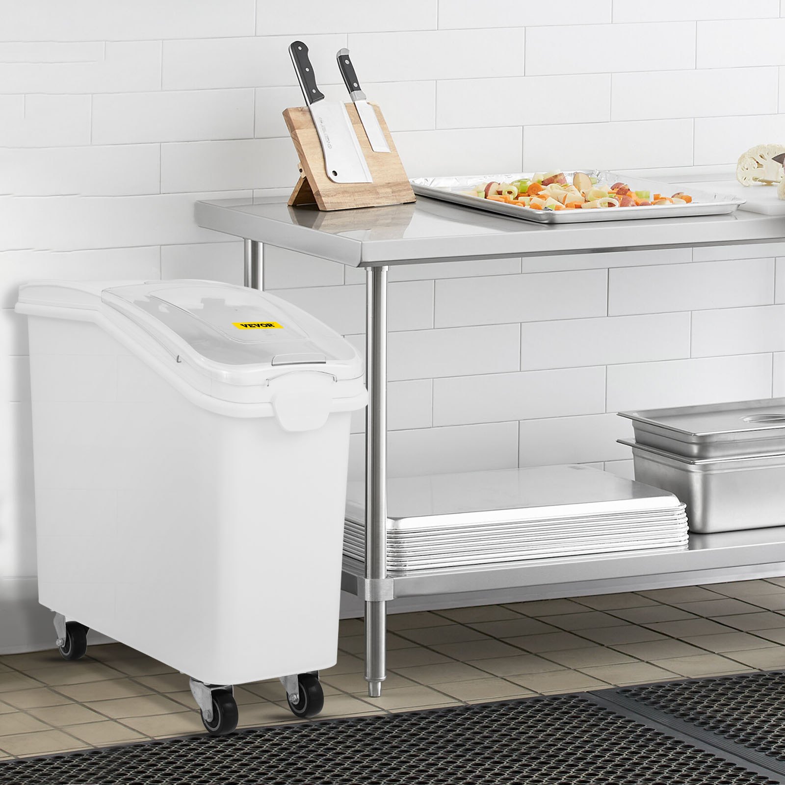 21 Gallon Ingredient Bin With  - огляд і ціна Food Storage With Scoop